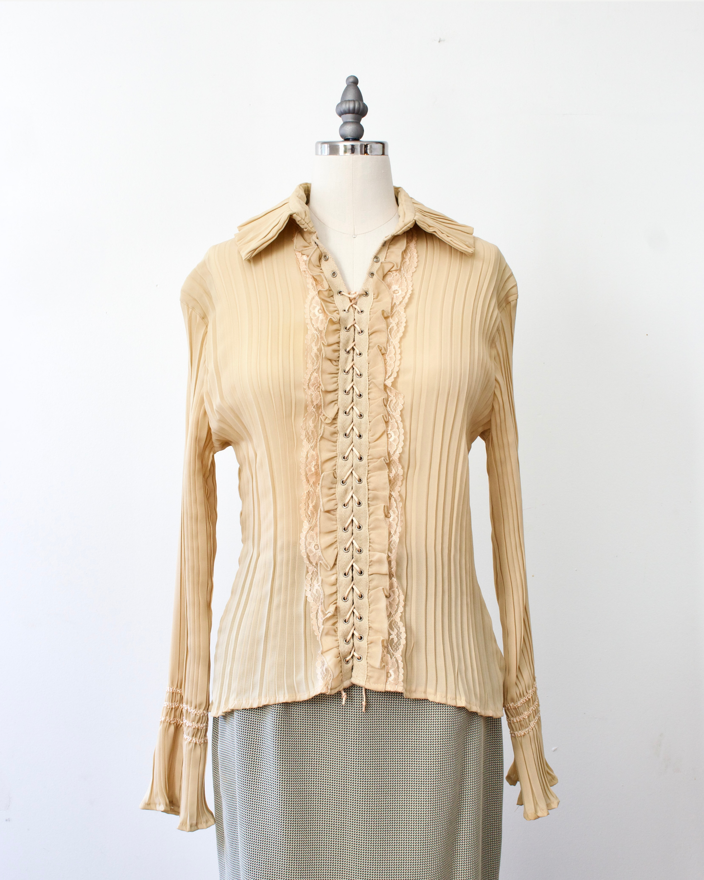 00s Pleat Lace-Up Blouse x Dress-U by Sharon (M)