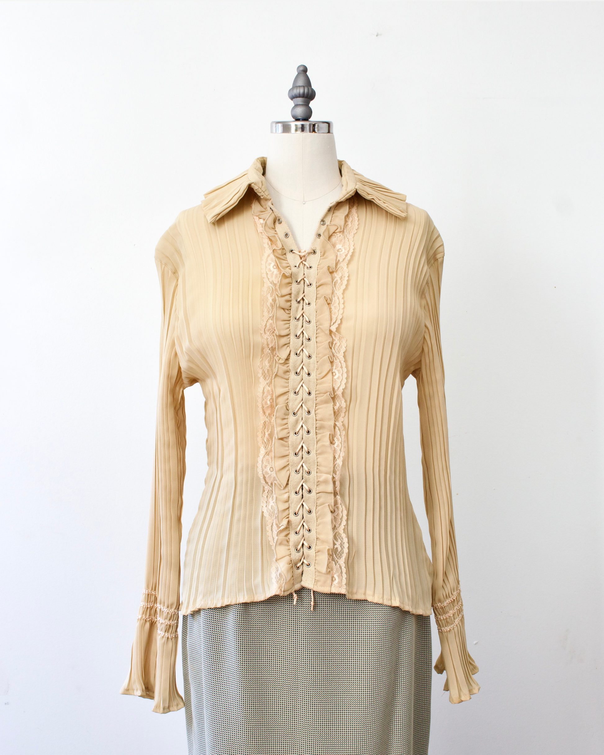 00s Pleat Lace-Up Blouse x Dress-U by Sharon (M)