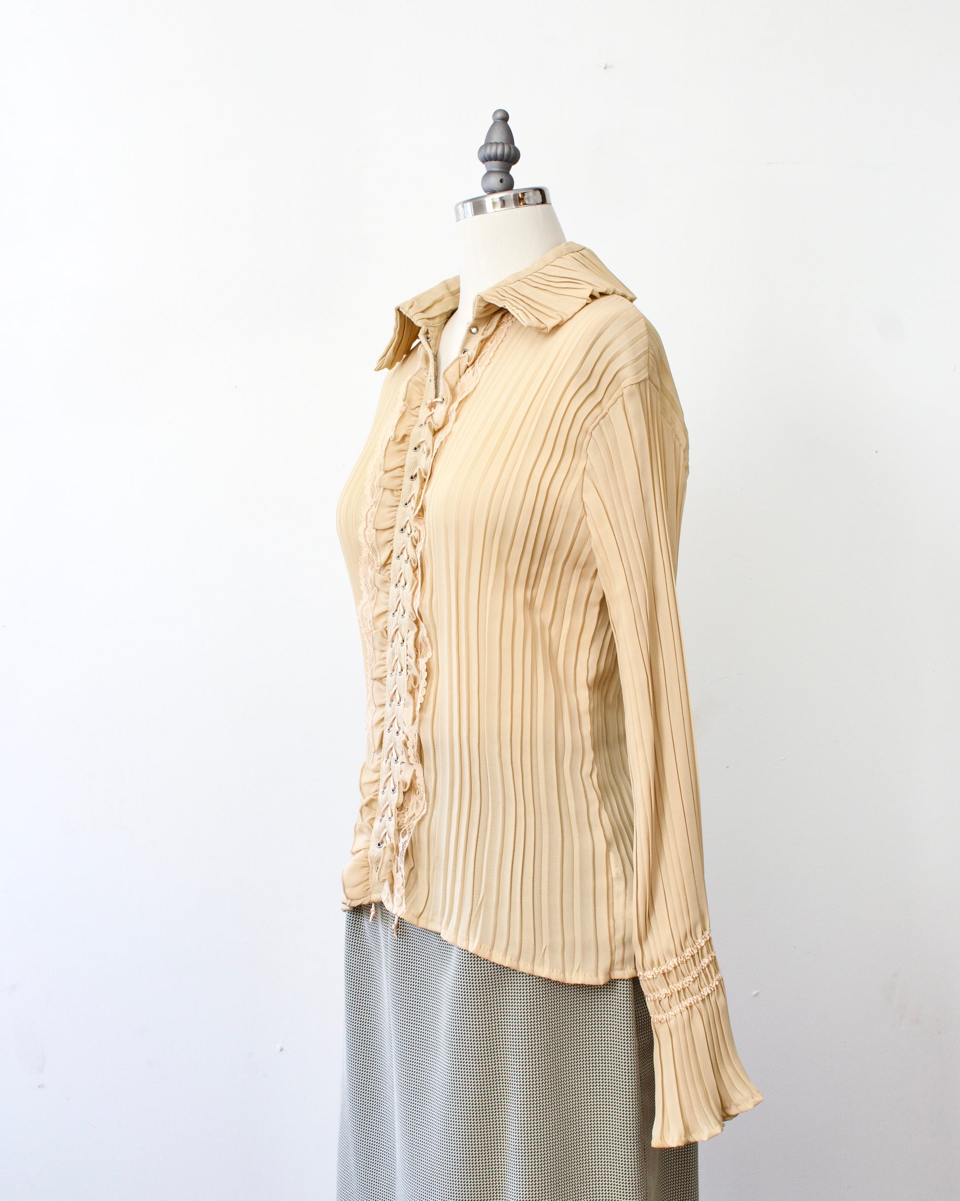00s Pleat Lace-Up Blouse x Dress-U by Sharon (M)