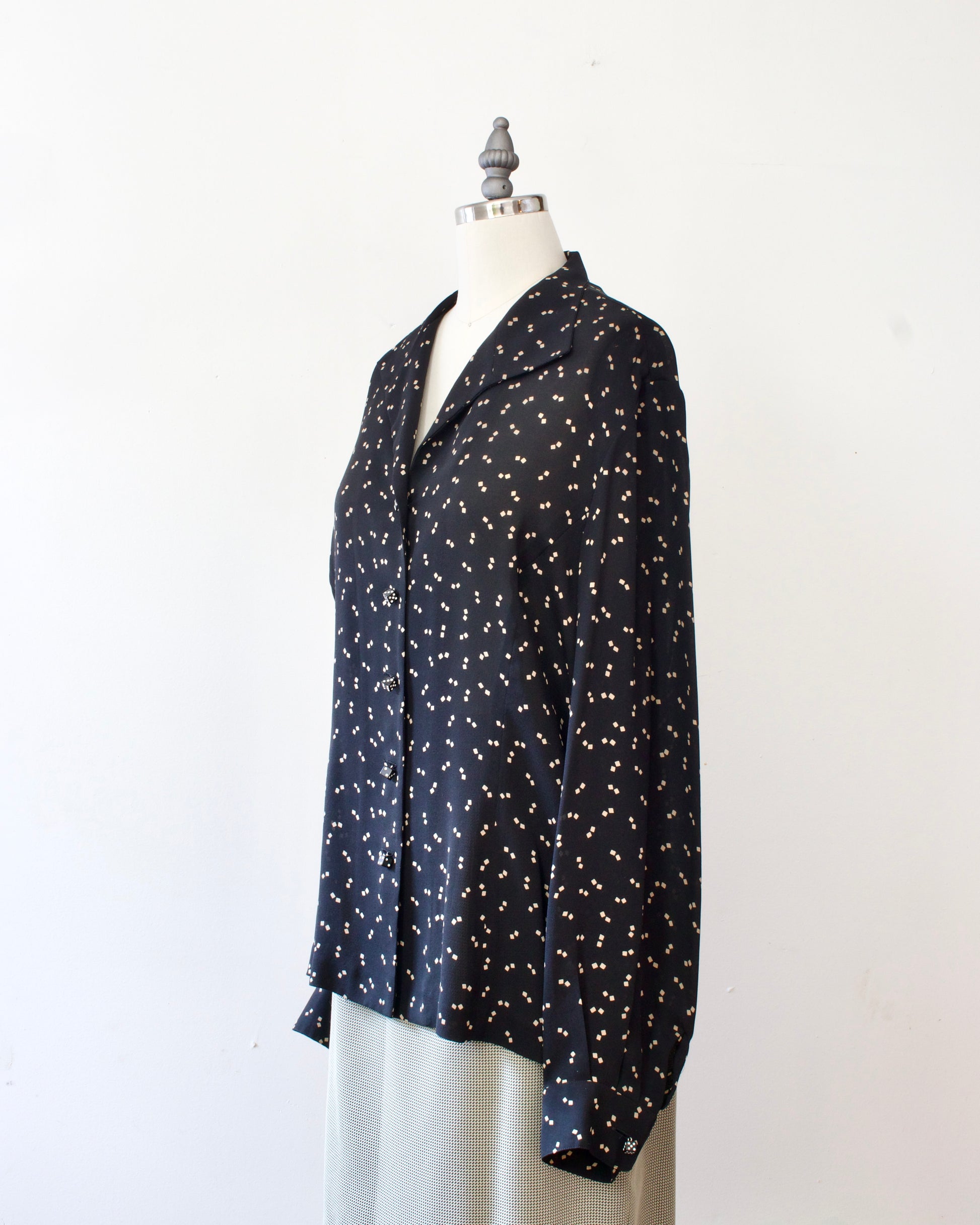 00s Silk Dice Shirt x Dana Buchman (L)