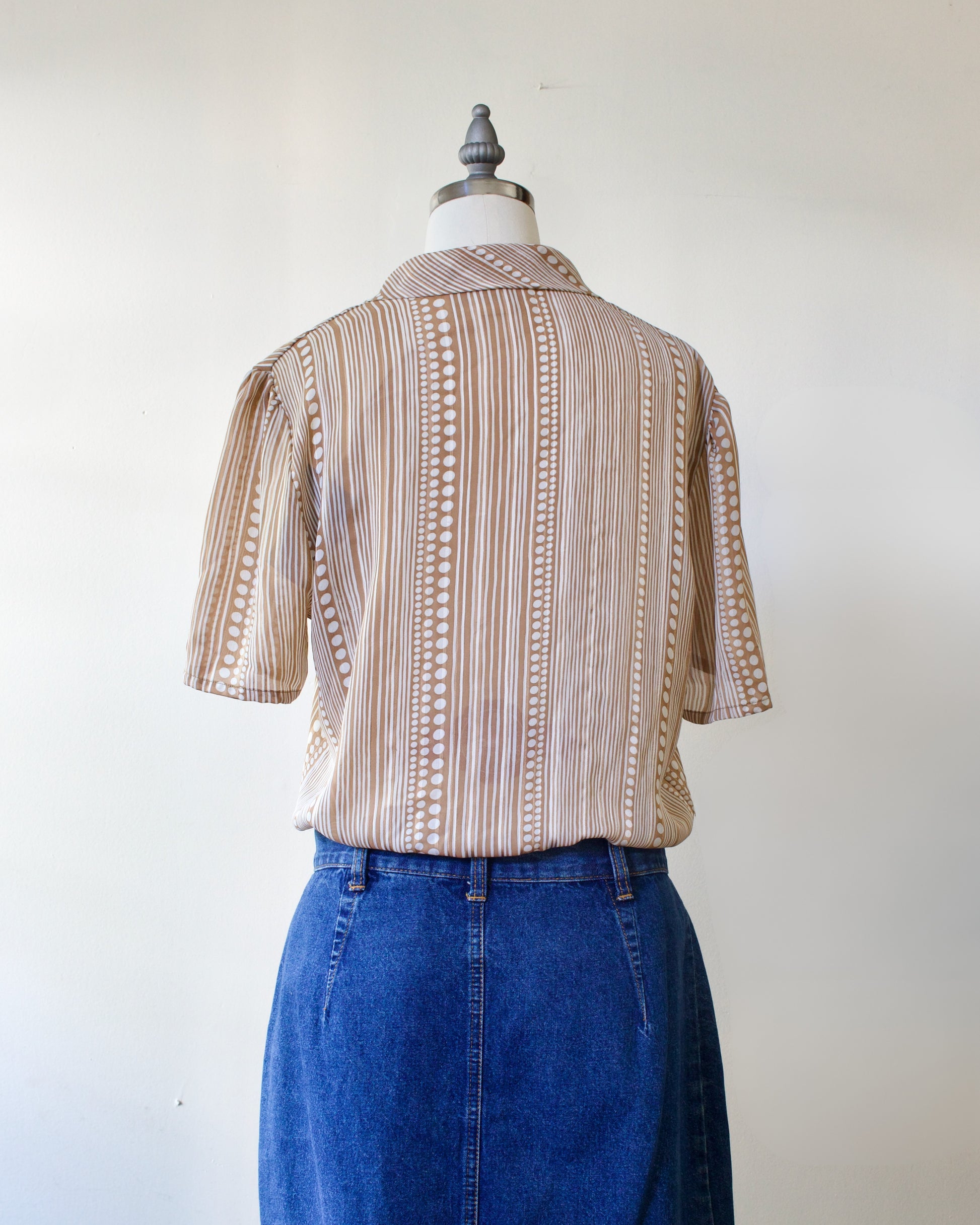 80s Stripe Print Tie Blouse x Shapely (S-M)