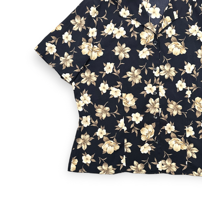 90's Floral Shirt (L-XL)